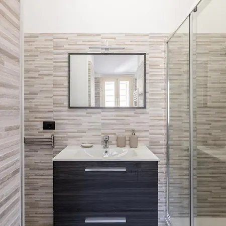 Apartment Ostiensis Place *